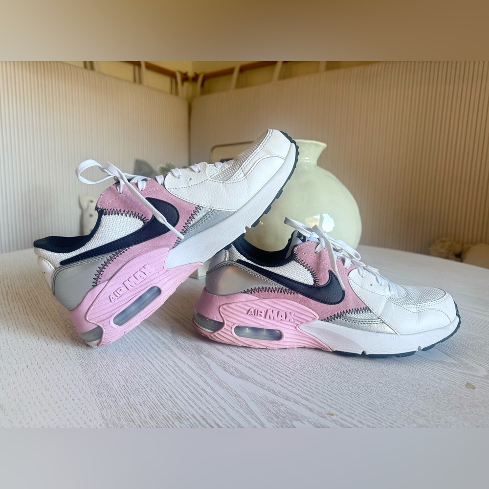 Nike Air Max Shoes sz 9